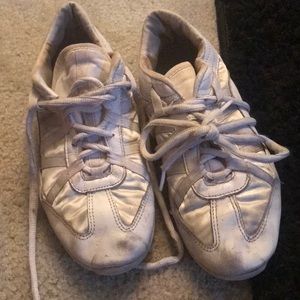 Nfinity game day cheer shoes SIZE9.5